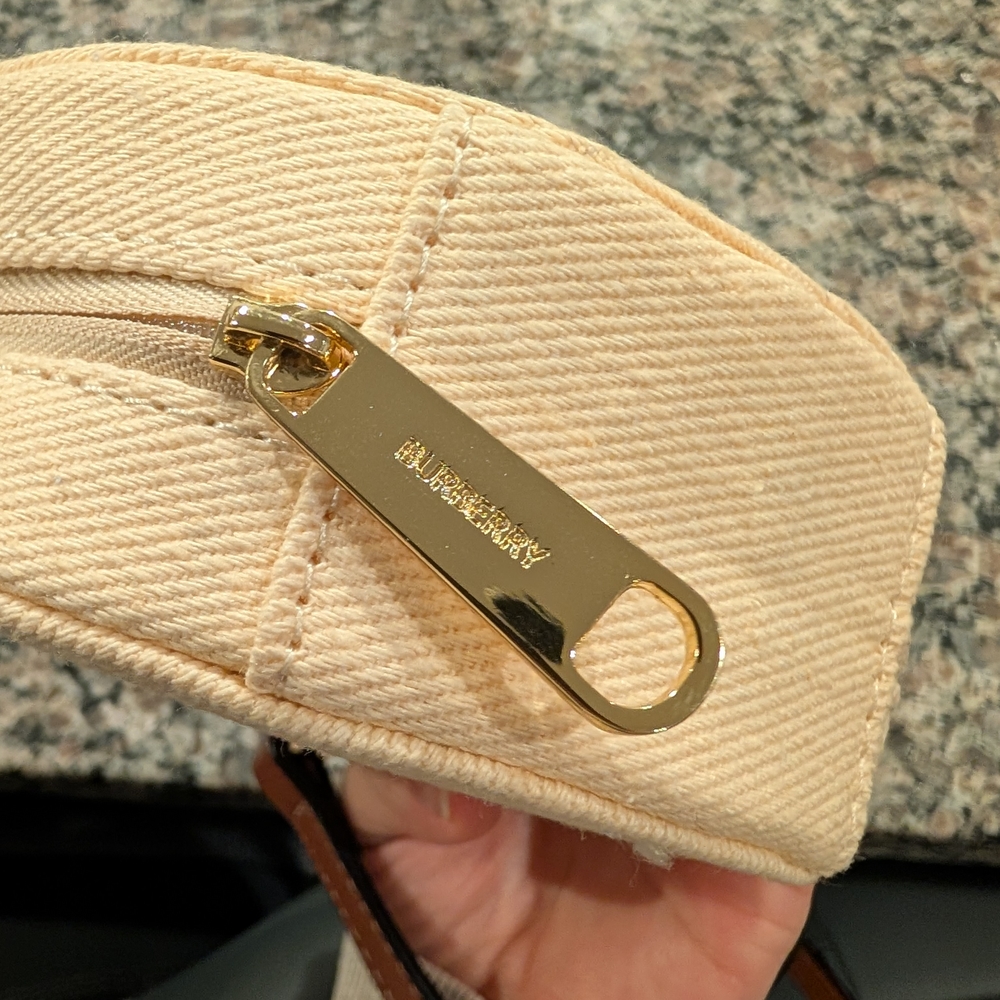 Burberry Goddess Round Crossbody Bag in Beige - Picture 9 of 11
